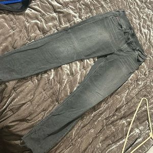 Hudson ankle length skinny jeans